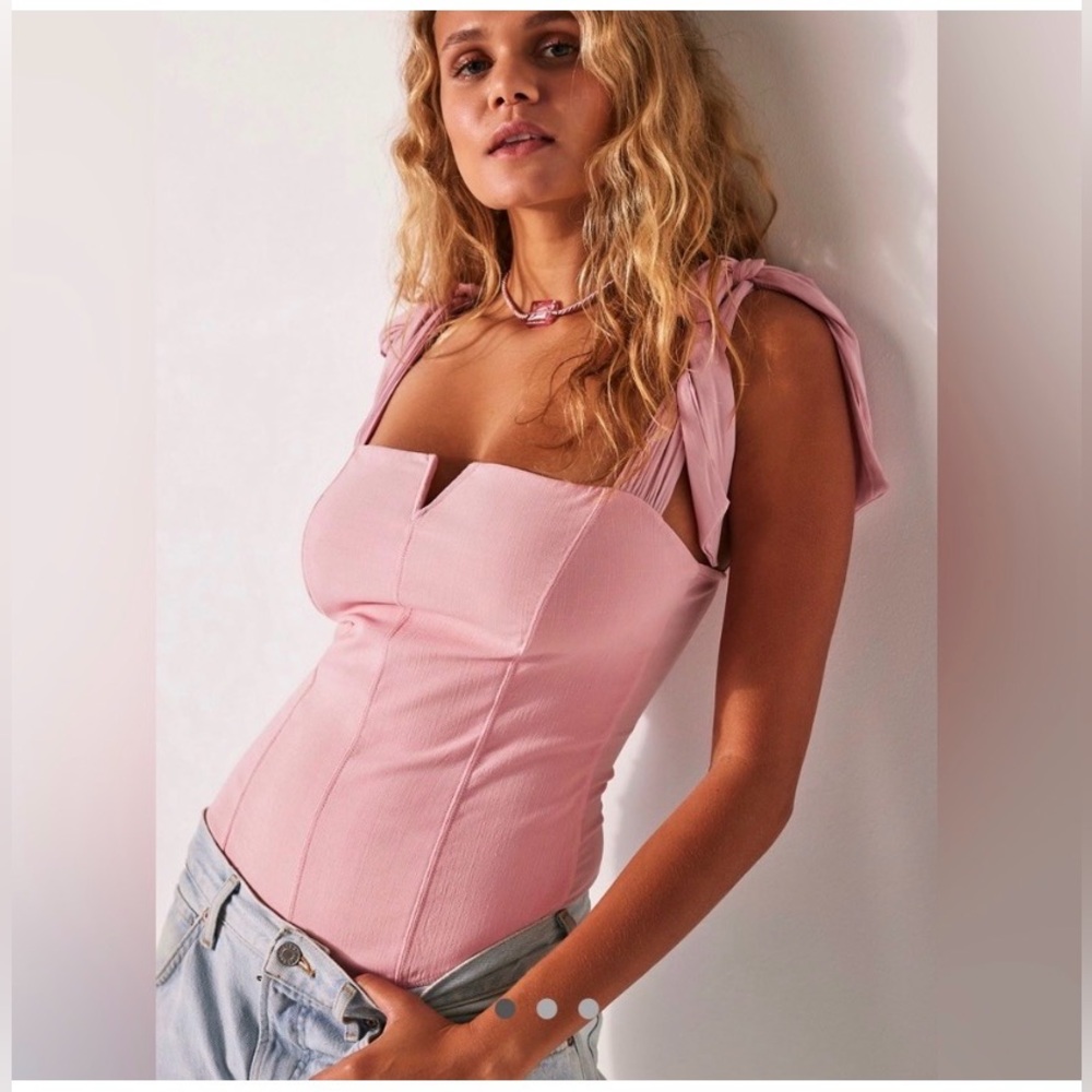New Free People✨Lola Tie Shoulder Bodysuit- Pink